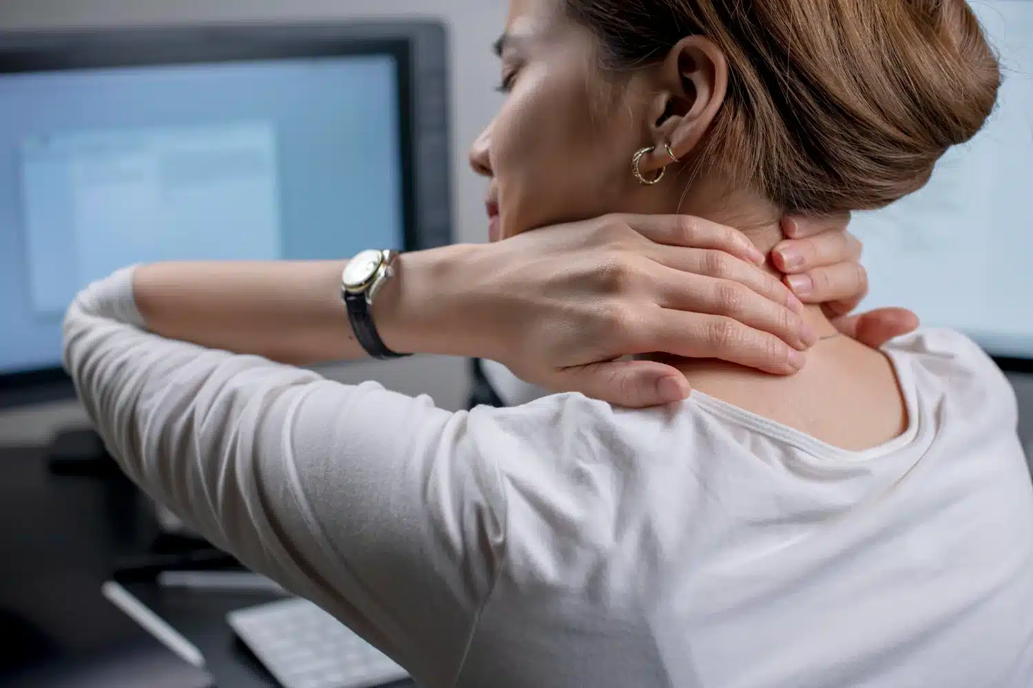 fibromyalgia neck pain and muscle sensitivity in daily life