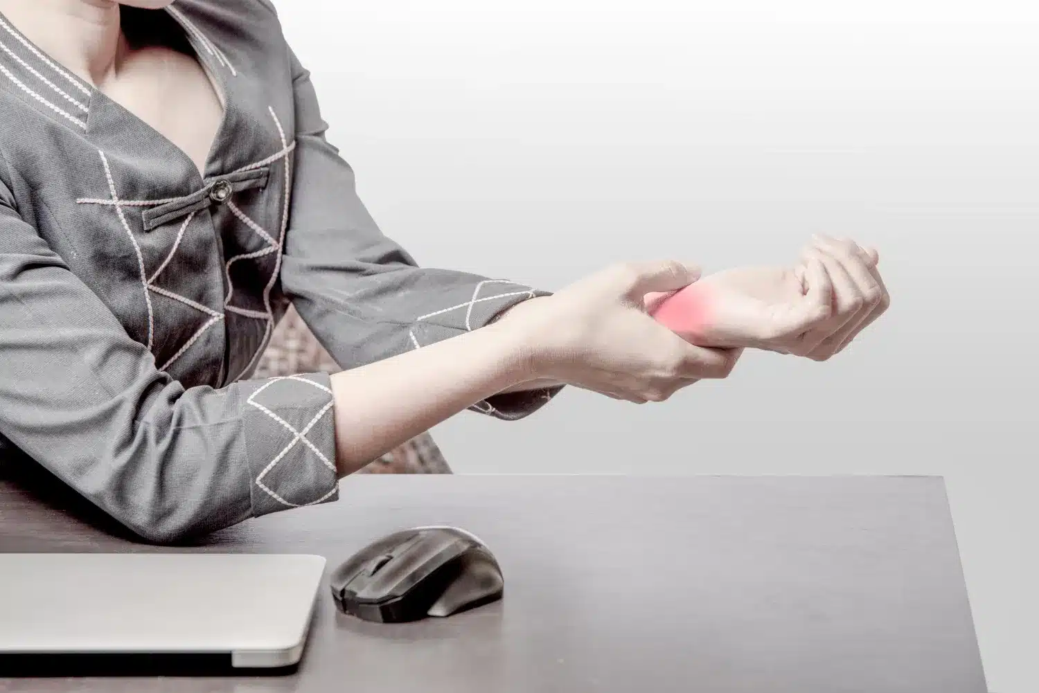Why Does Your Wrist Hurt When Using a Mouse