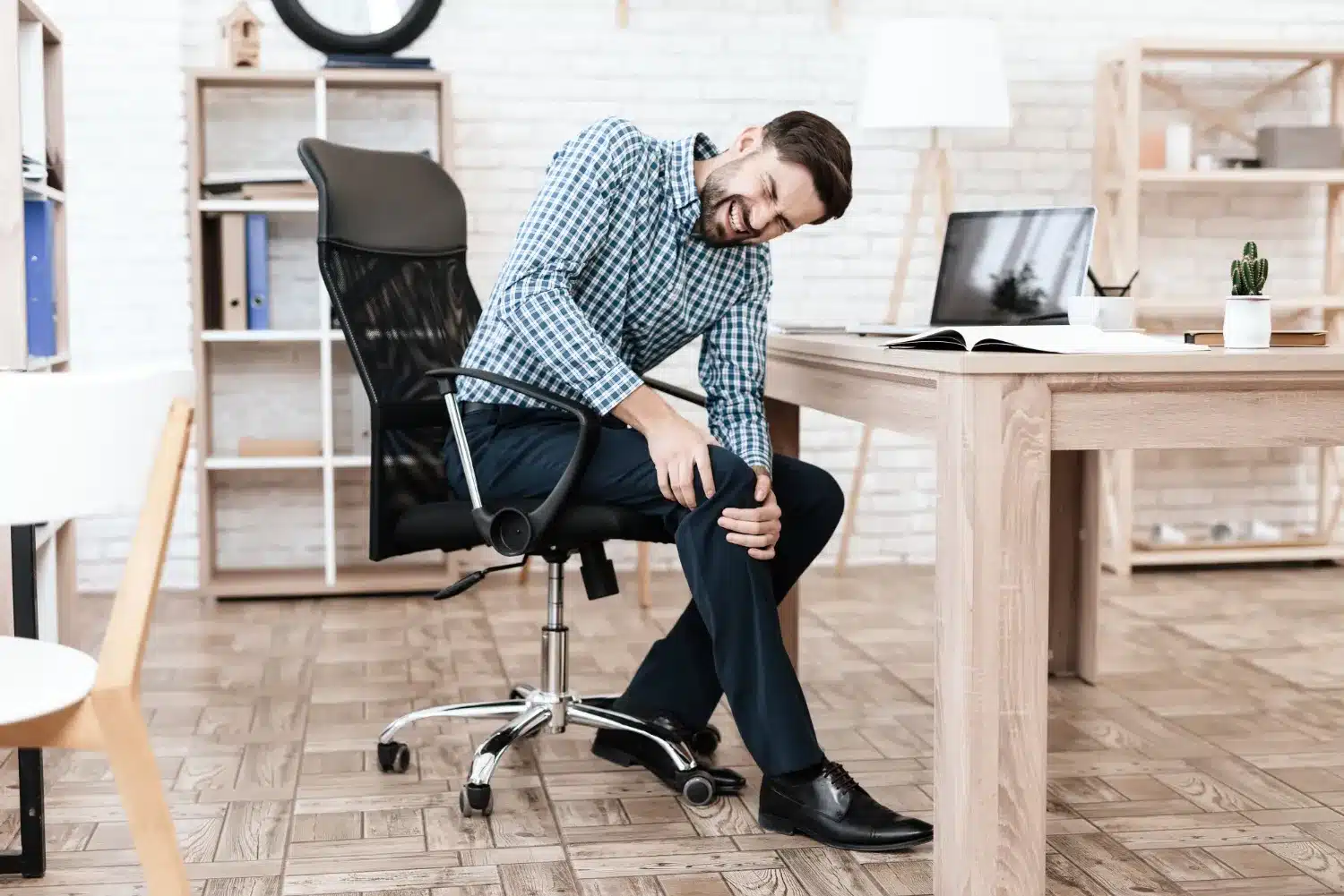 Featured image for “Can Sitting Too Much Cause Knee Pain?”